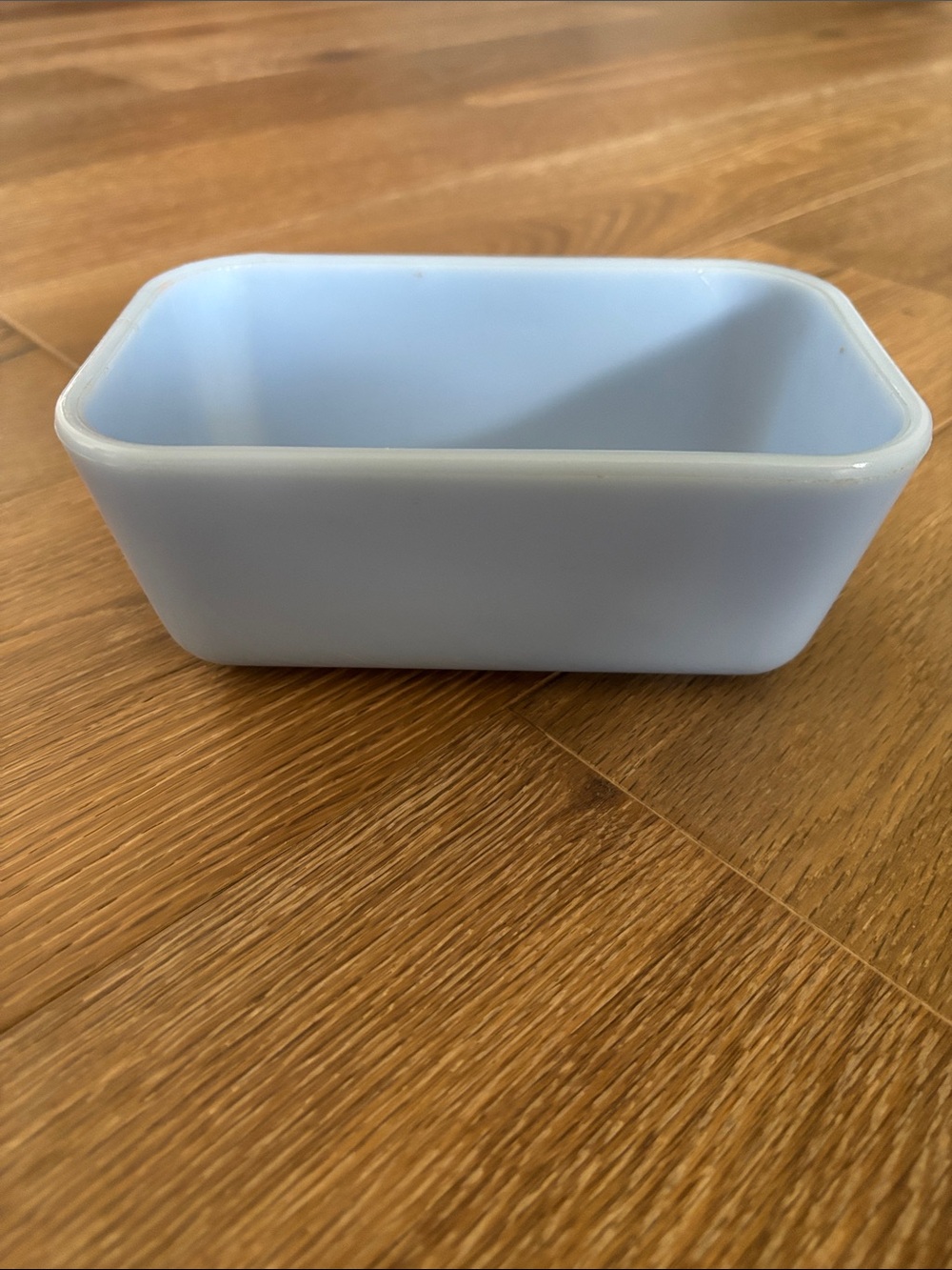 Delphite Blue / Pastel Blue / Bluebell refrigerator dish Pyrex